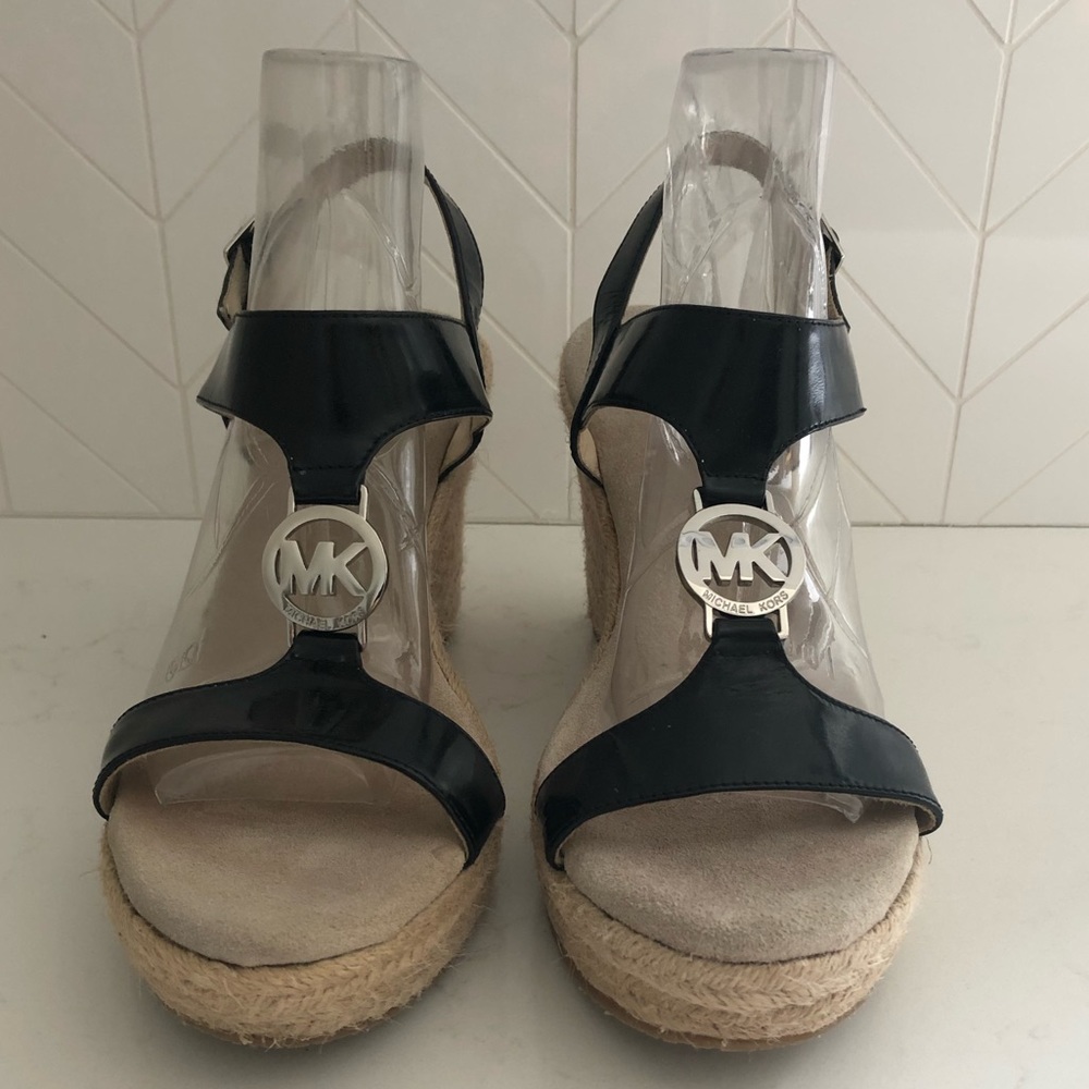 Michael Kors Espadrilles Sz10 EUC, beautiful condition, marks on bottom only